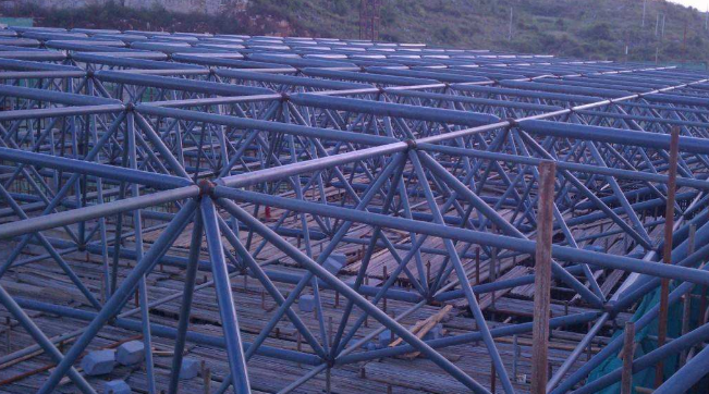 江北概述网架加工中对钢材的质量的过细恳求
